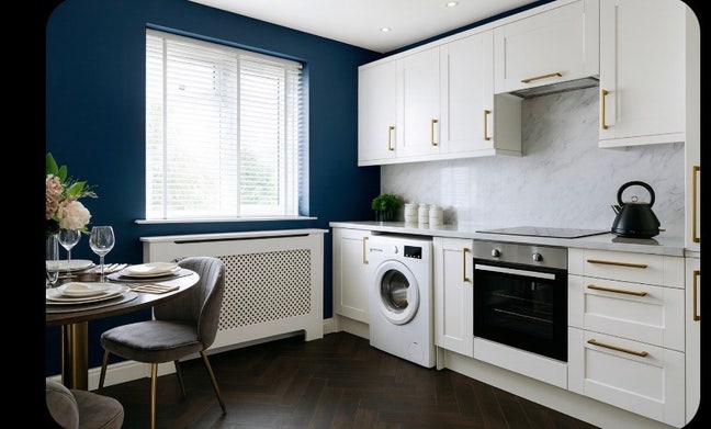 2 Room flat in Longsight. All bills included. Main Photo