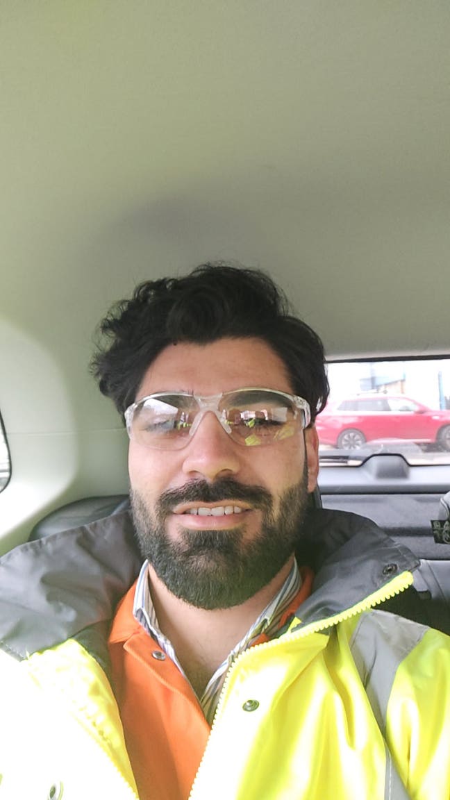 Professional Male seeks a single or double room Main Photo