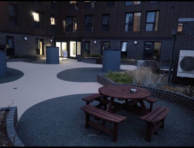 Ensuite room , near leeds City centre  Main Photo