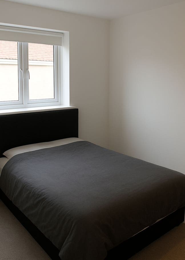 Lovely Double Room with Parking Garden Bills Inclu Main Photo