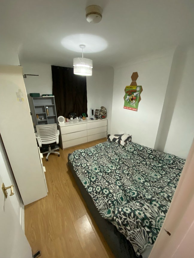 Twin room cb1 near mill road  Main Photo