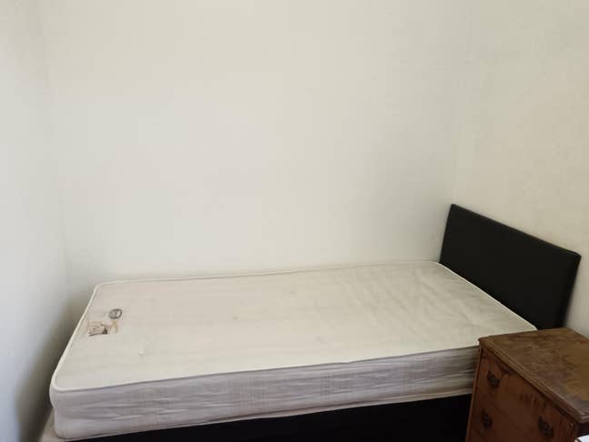 Double Room to Let @ E13 9Da All Bill Inclusive!! Main Photo