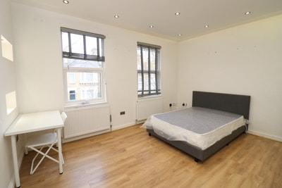 2 Beautiful Rooms in Acton!  Main Photo