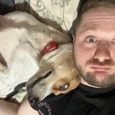 Professional Male seeks a double room Main Photo