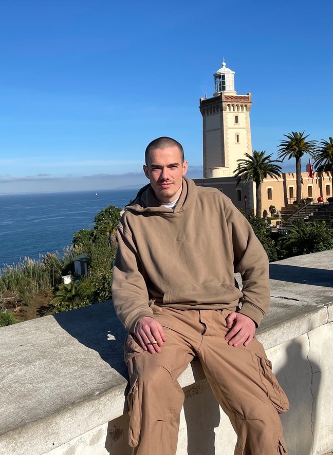 Young professional looking for friendly houseshare Main Photo