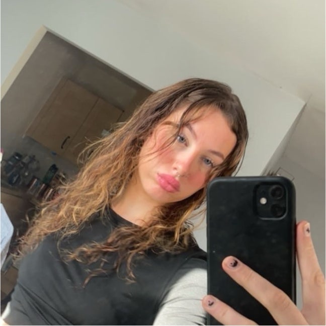 Looking for a flatmate to get a flatshare with Main Photo