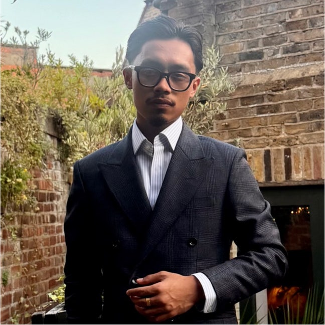 Full time professional working in Ecommerce Main Photo