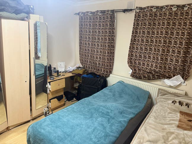 Double bedroom available in 2 bedroom maisonette Main Photo