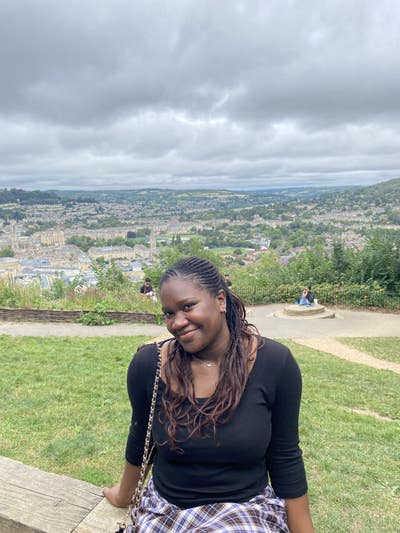 Friendly 22 year old professional  Main Photo