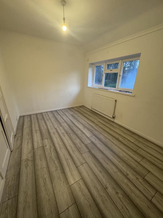 2 double bedroom for rent in a quiet location Main Photo