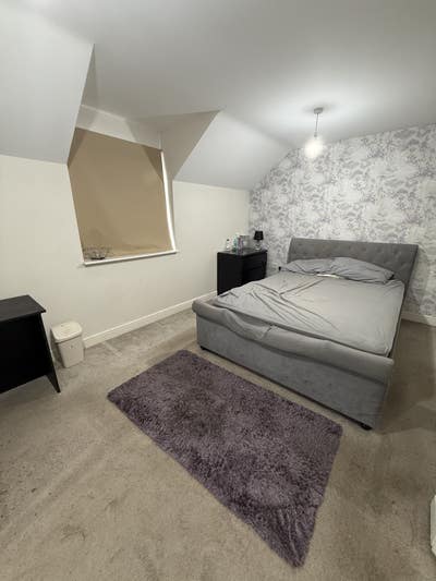 Large Double room with en-suite  Main Photo
