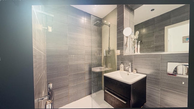 Double room in modern SW11 house - 5 min from CJ Main Photo