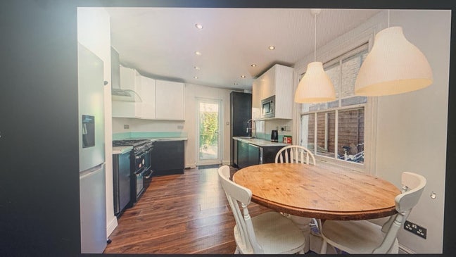 Double Room In Modern SW11 House - 5 min from CJ Main Photo