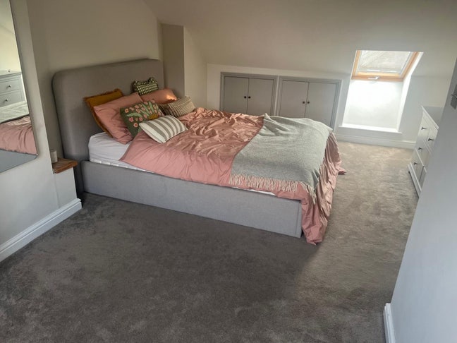 Kingsize ensuite double bedroom Main Photo