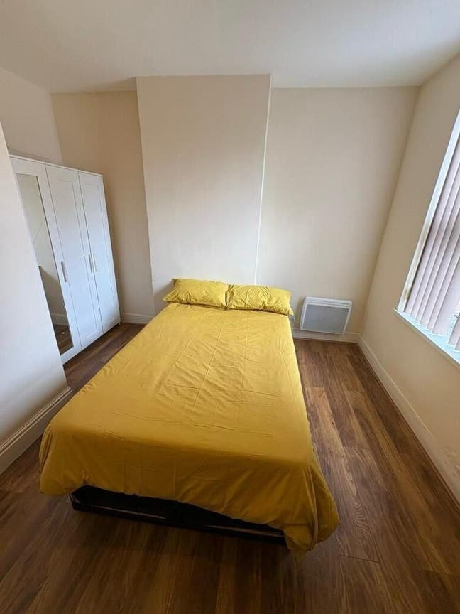 Ensuite Room to rent in Oldham, Manchester Royton, Main Photo