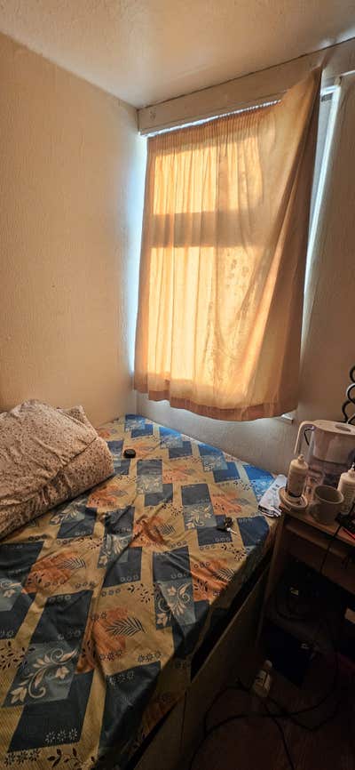 Single Bedroom Available  Main Photo