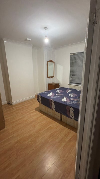 Double room for rent in Hounslow Main Photo