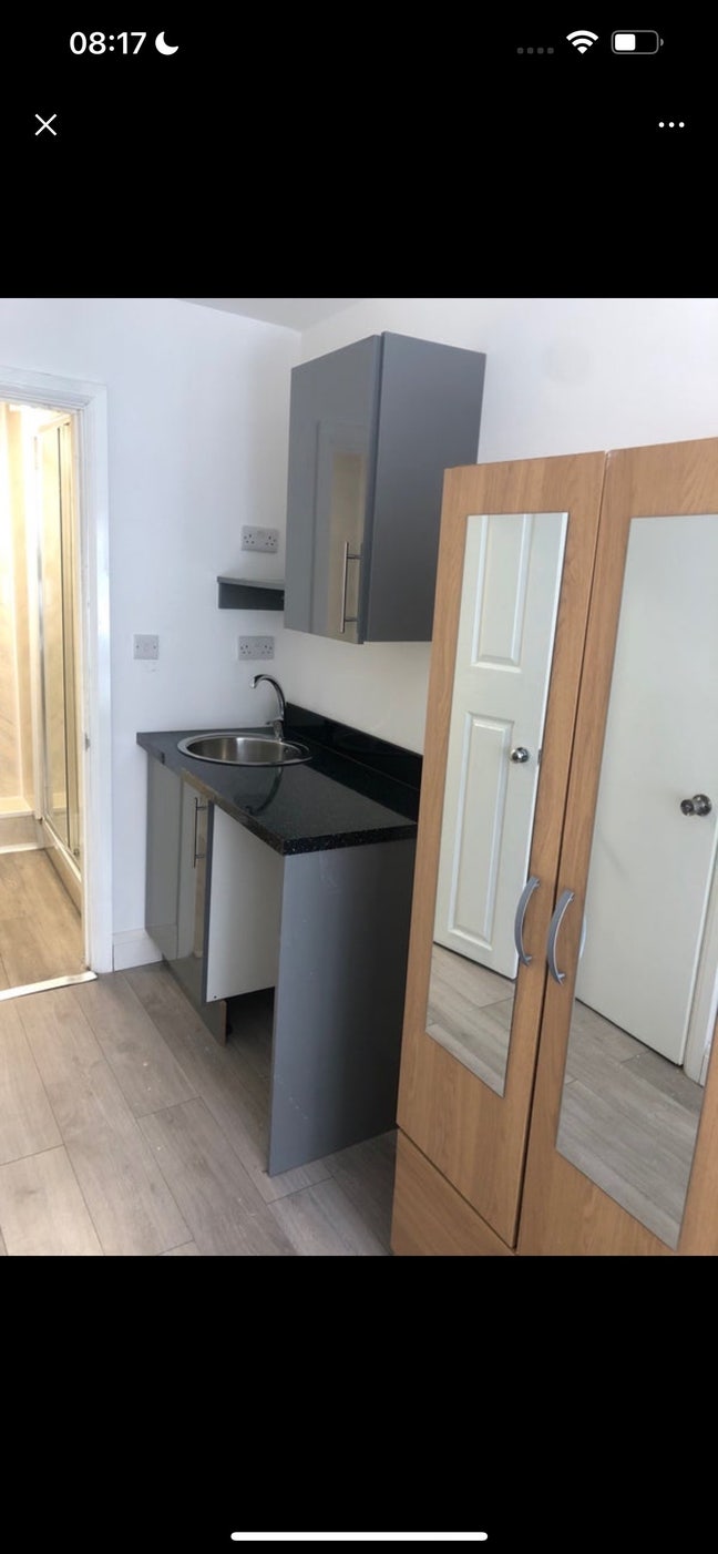 Double en-suite room for rent £750  Main Photo