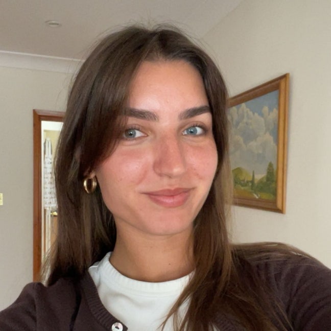 Friendly housemate looking for a room 🥰 Main Photo