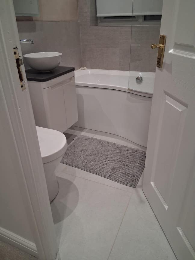 Single Room to Rent Main Photo