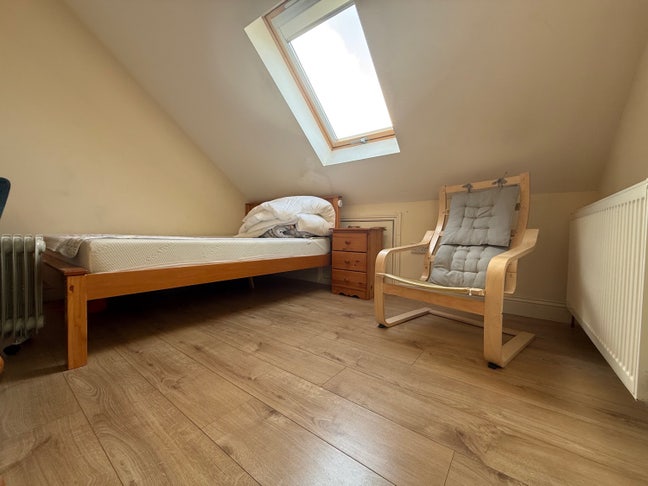 Ensuite Double Room in Tottenham Hale All Bill Inc Main Photo