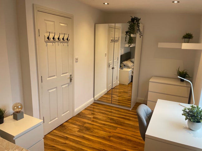 Double room, stylish 6 bed Rusholme Main Photo