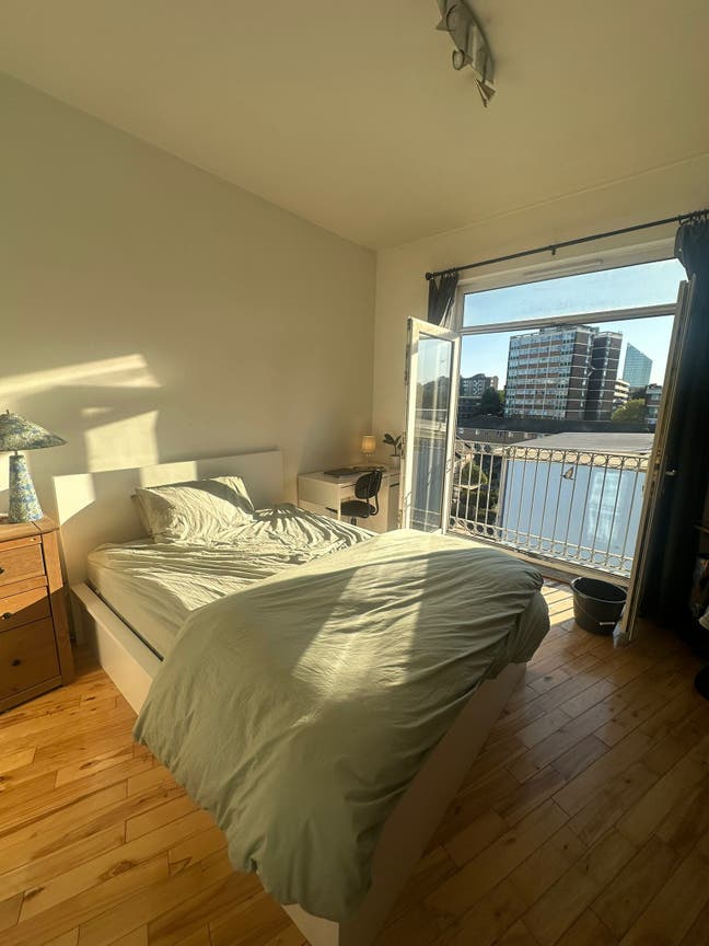 Room Available in Hoxton (On Shoreditch Park) Main Photo