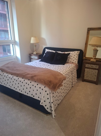  ✨ Elegant Double Room · Private Bath · Bills Incl Main Photo