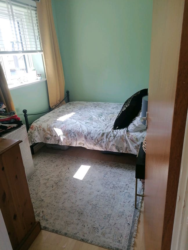 Small double room Main Photo