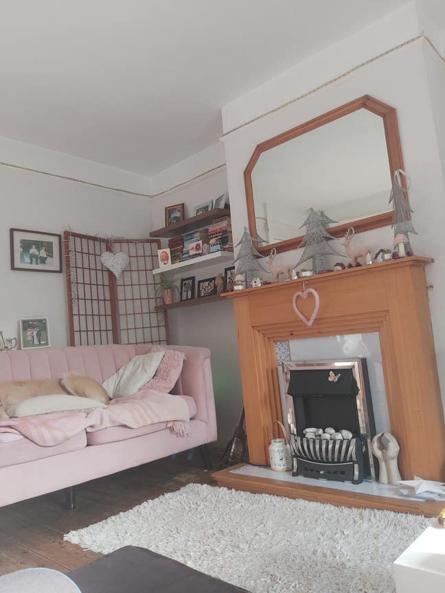 Single room near trainstation Cheltenham    Main Photo