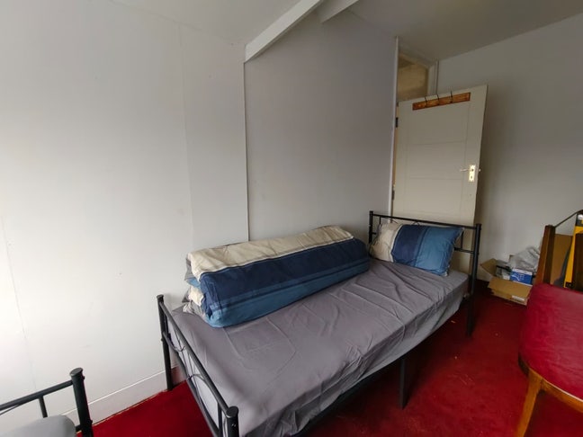 Room Rent Main Photo