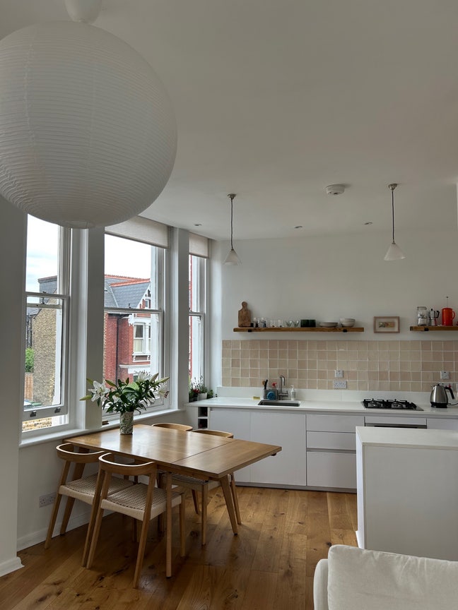 En suite double room plus exclusive use of study Main Photo