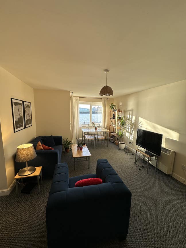 2 Lovely Rooms near Canary Wharf Main Photo