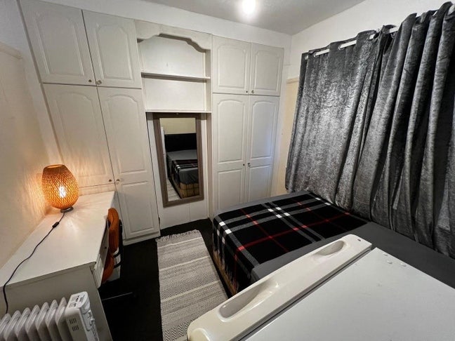 🛏️ Double Room to Let in - Kingsbury  Main Photo