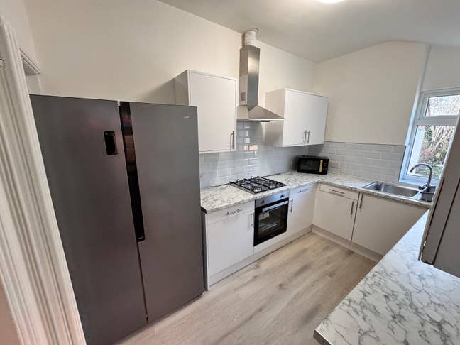 5 Bedroom house to let close to hospital and town Main Photo