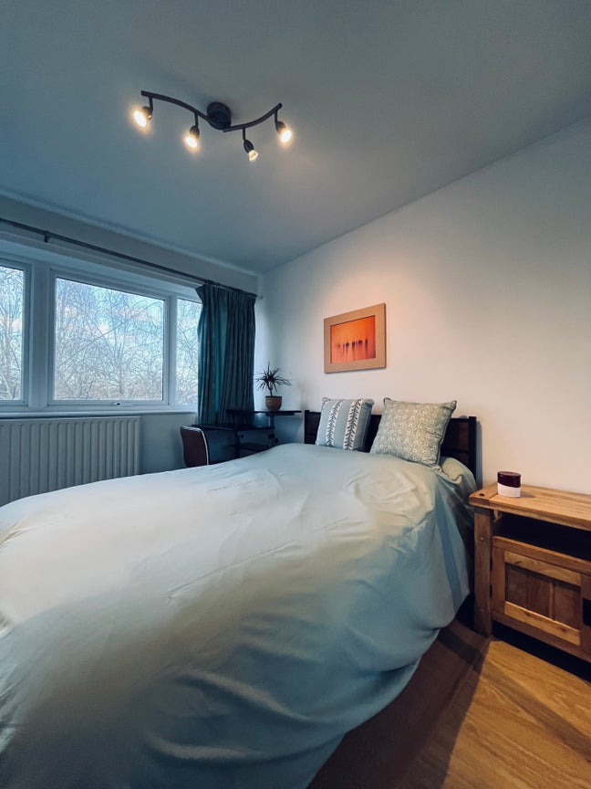 Double Room Southfields - Available Now Main Photo