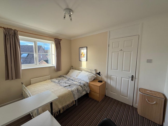 Lovely Double Room Available in Aston  Main Photo