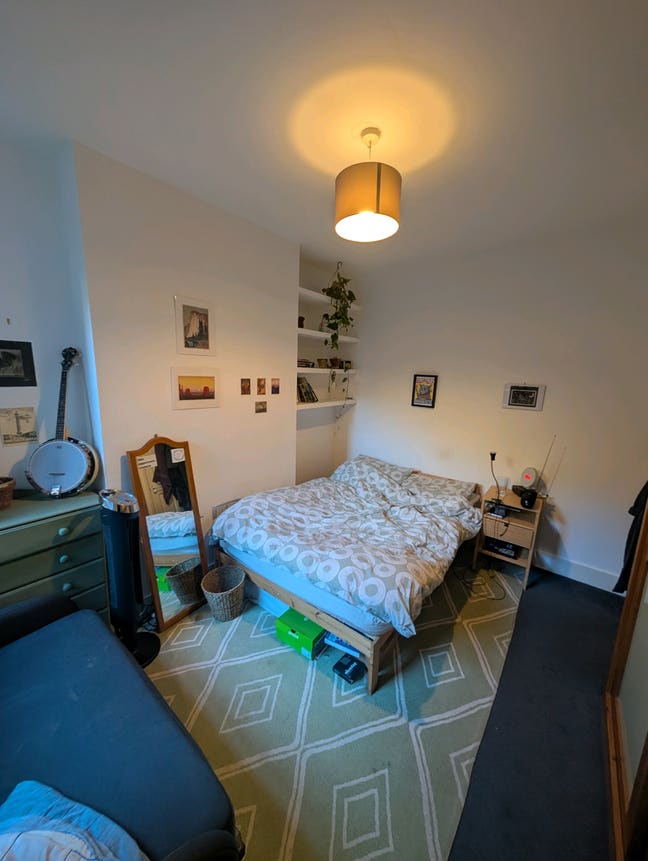 Room to let 2 bed, honor oak park  Main Photo