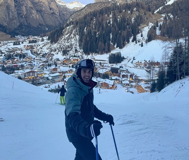 26yo professional from Madrid - flatshare/buddy up Main Photo