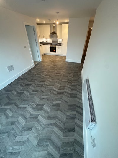 2 Bedroom Flat in Longbridge  Main Photo