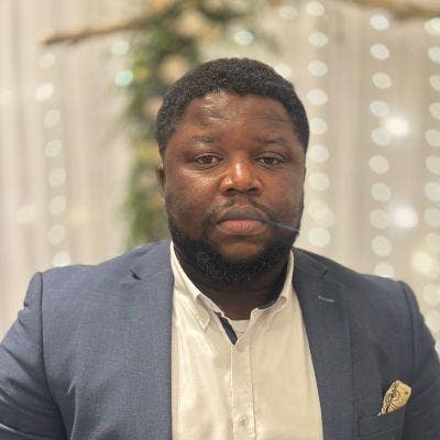 Student seeks a single or double room Main Photo