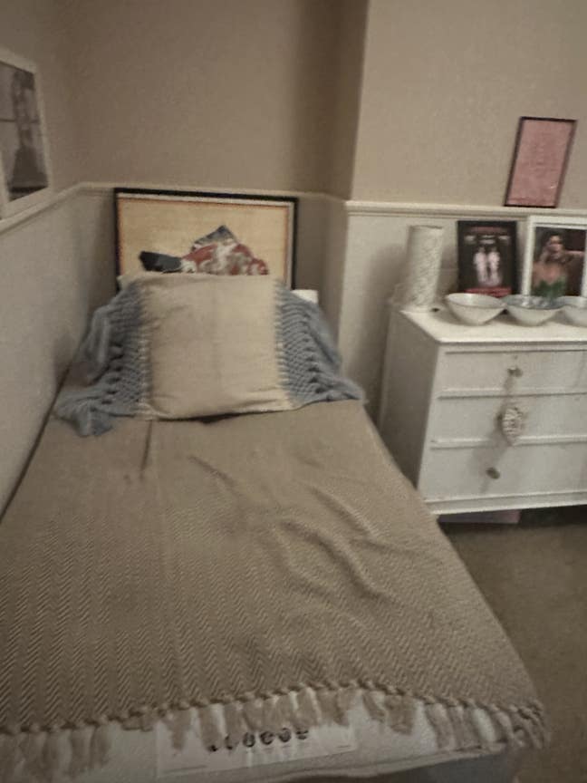 Single bedroom to rent  Main Photo