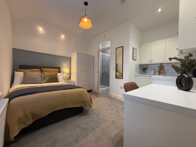 Brand New Studio Rooms  Main Photo