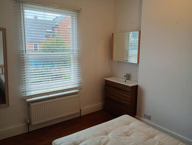 Short-term let in shared house Main Photo