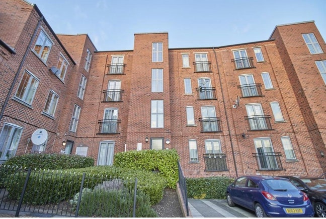 Hinckley 2 double bed, housing benefit accepted  Main Photo