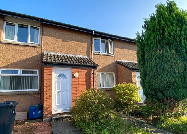 One Bedroom Unfurnished Property  Main Photo