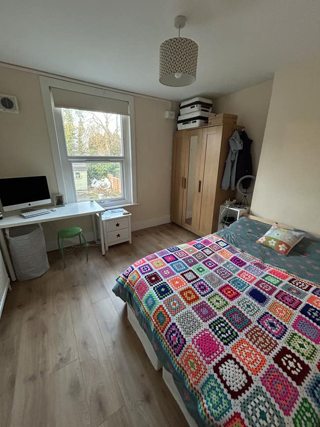 Double room for short let  Main Photo