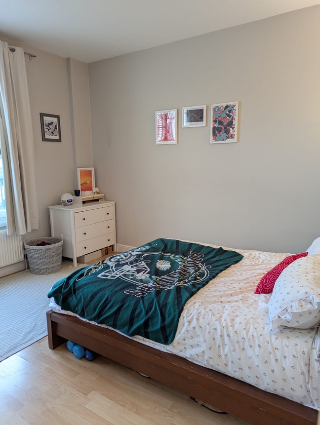 2 Rooms available (1 w/own bathroom) in Balham! Main Photo