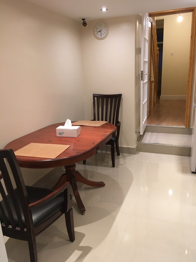 Turnpike Lane station 5-7 minutes En-suite room  Main Photo