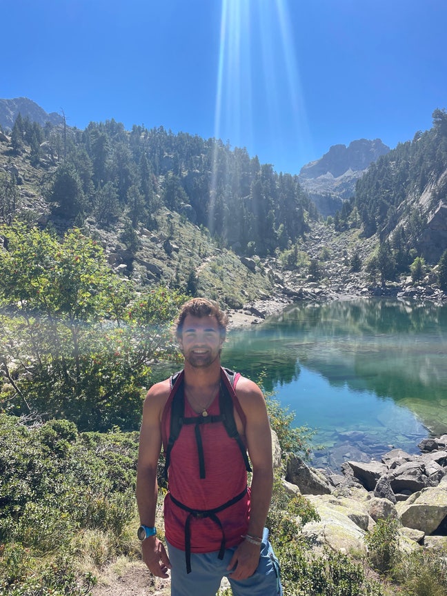 Looking for a room/apt starting in February! Main Photo